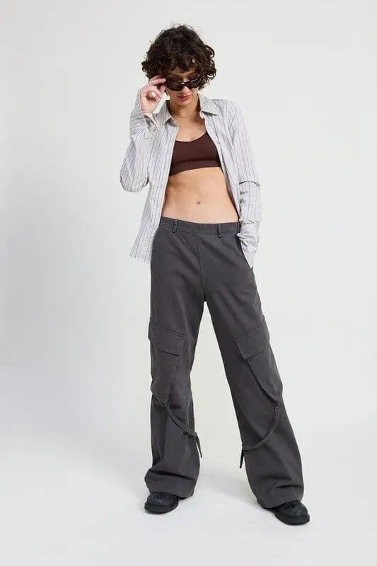CARGO PANTS WITH POCKET DETAIL Emory Park BLACK DENIM S
