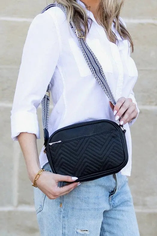 Everly Vegan Leather Camera Crossbody crossbody Poet Street Black OneSize