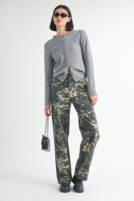 STRAIGHT LEG PANTS WITH POCKETS Emory Park VINTAGE CAMO S