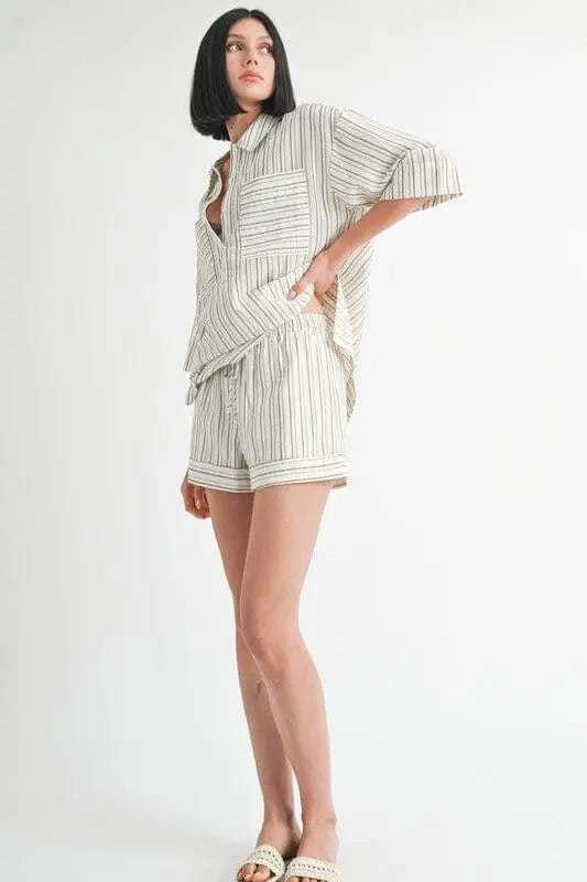 STRIPPED SHORTS WITH WAIST TIE Emory Park
