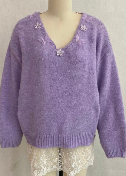 V-Neck Floral Applique Lace Hem Sweater