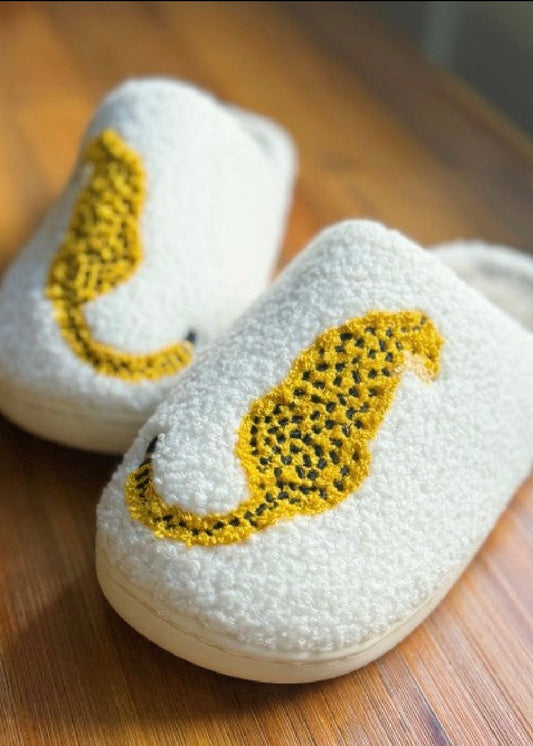 Sitting So Cool Cheetah Lounge Slippers