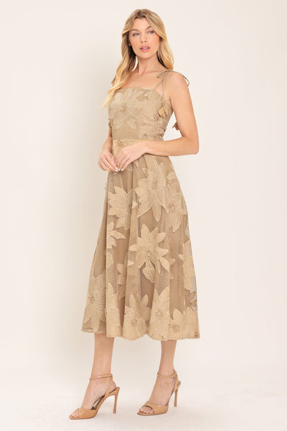 SANDY BLOOM FLORAL WOVEN LACE MIDI DRESS - Poet Street Boutique