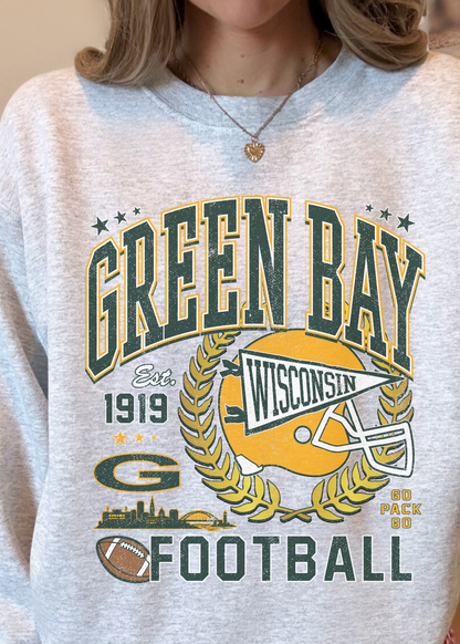 Green Bay Football Vintage Wisconsin Crewneck Sweatshirt – Classic Game Day Pullover