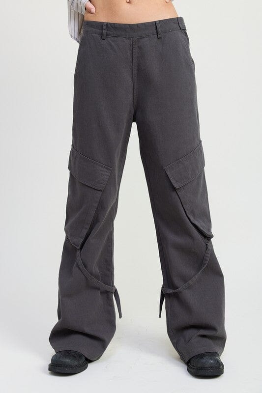 CARGO PANTS WITH POCKET DETAIL Emory Park 