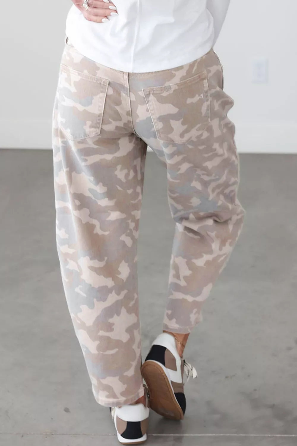 Camouflage Print Pocket Ankle-Length Barrel Jeans - Poet Street Boutique