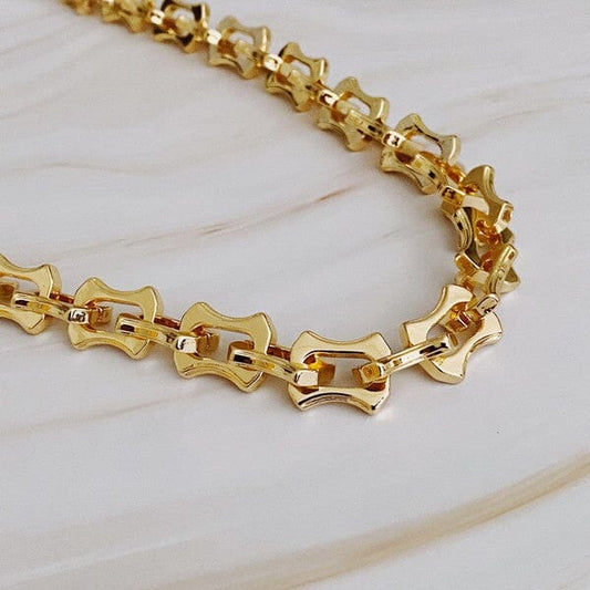 Exquisite Designers Bold Chain Necklace Ellison and Young Gold OS 