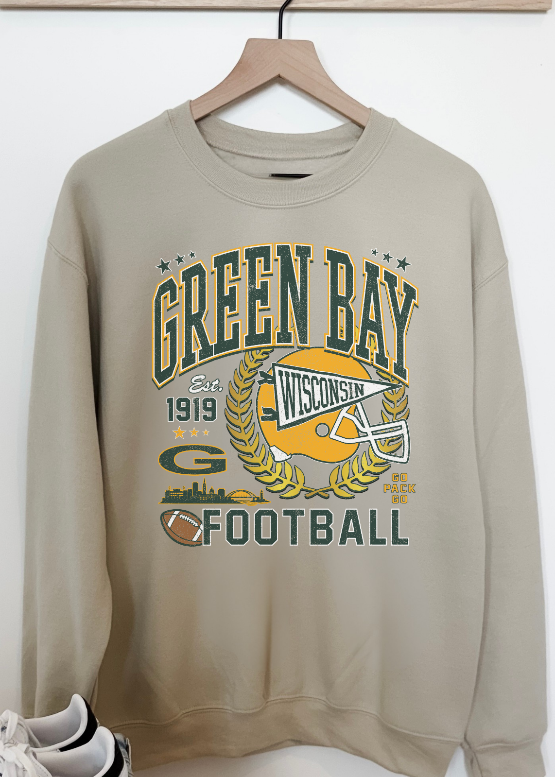 Green Bay Football Vintage Wisconsin Crewneck Sweatshirt – Classic Game Day Pullover