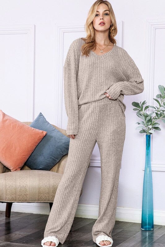 Slouchy Beige ribbed knit loungewear set EG fashion 